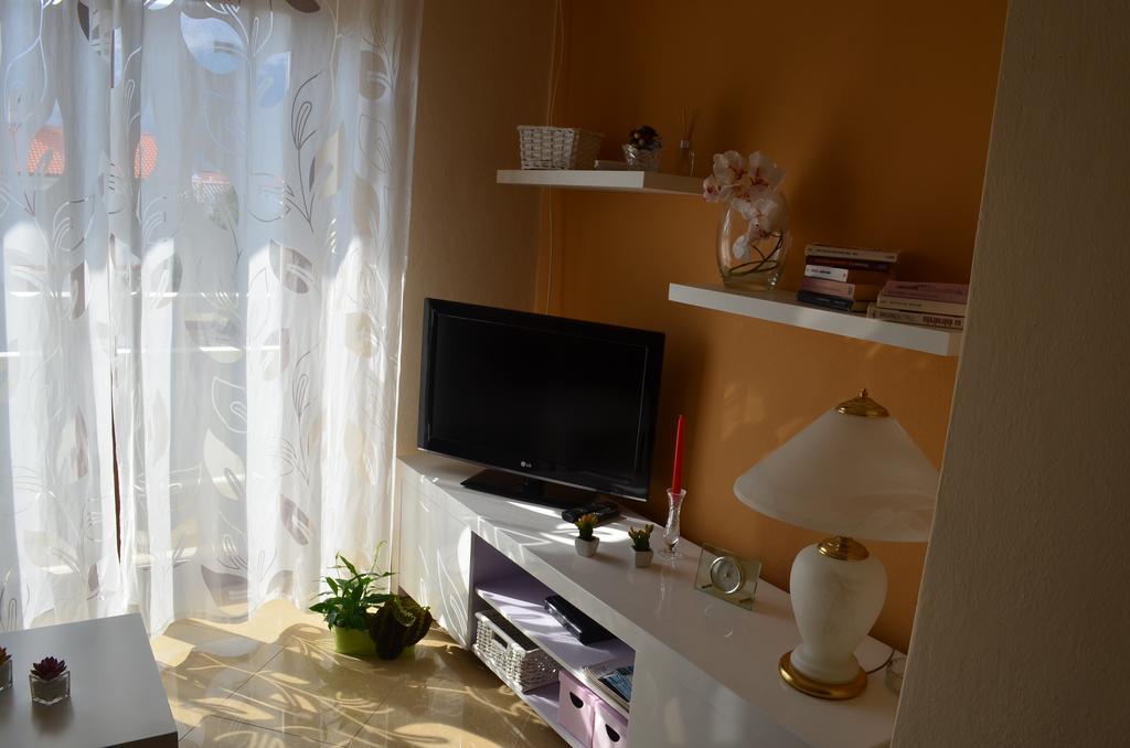 Apartments Mihalic Baška Chambre photo