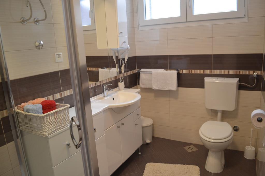 Apartments Mihalic Baška Chambre photo